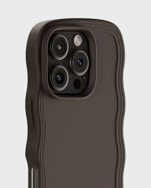 Holdit Telefonskal Wavy iPhone 16 Pro Max - Brun - Travels And Bags