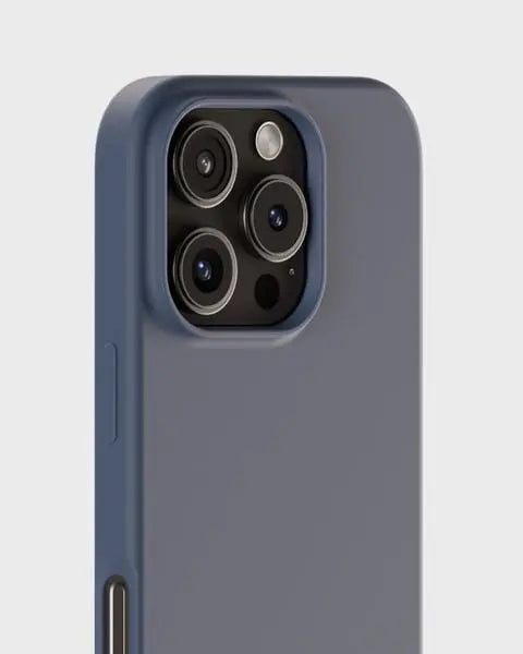 Holdit Telefonskal Silicone iPhone 16 Pro - Marinblå - Travels And Bags