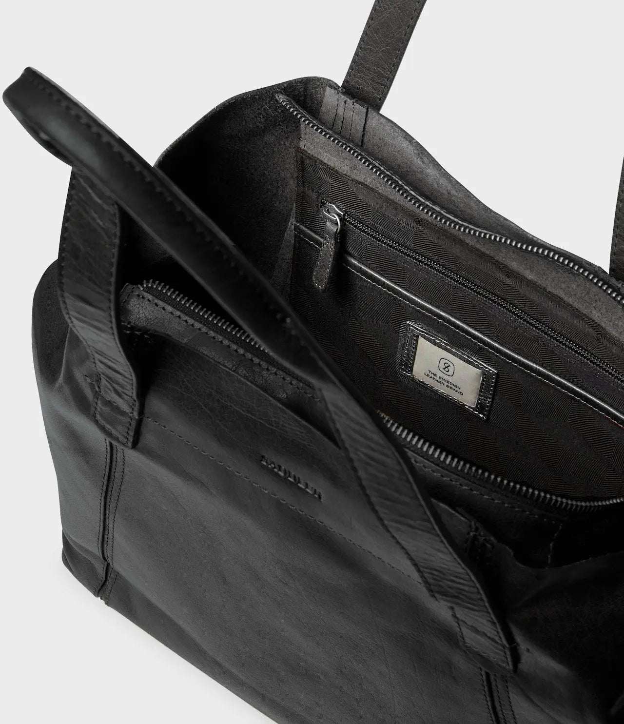 Saddler Paris Totebag - Travels And Bags