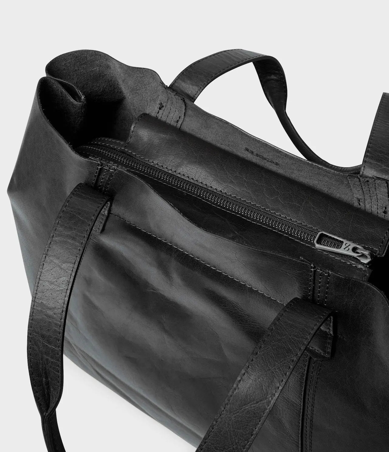 Saddler Paris Totebag - Travels And Bags