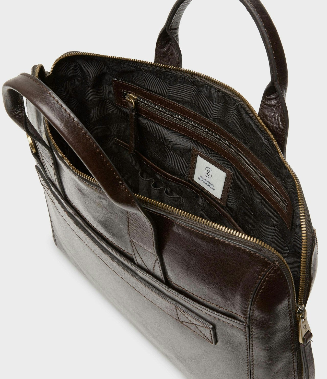 Saddler Gustav Datorväska 15" - Mörkbrun - Travels And Bags