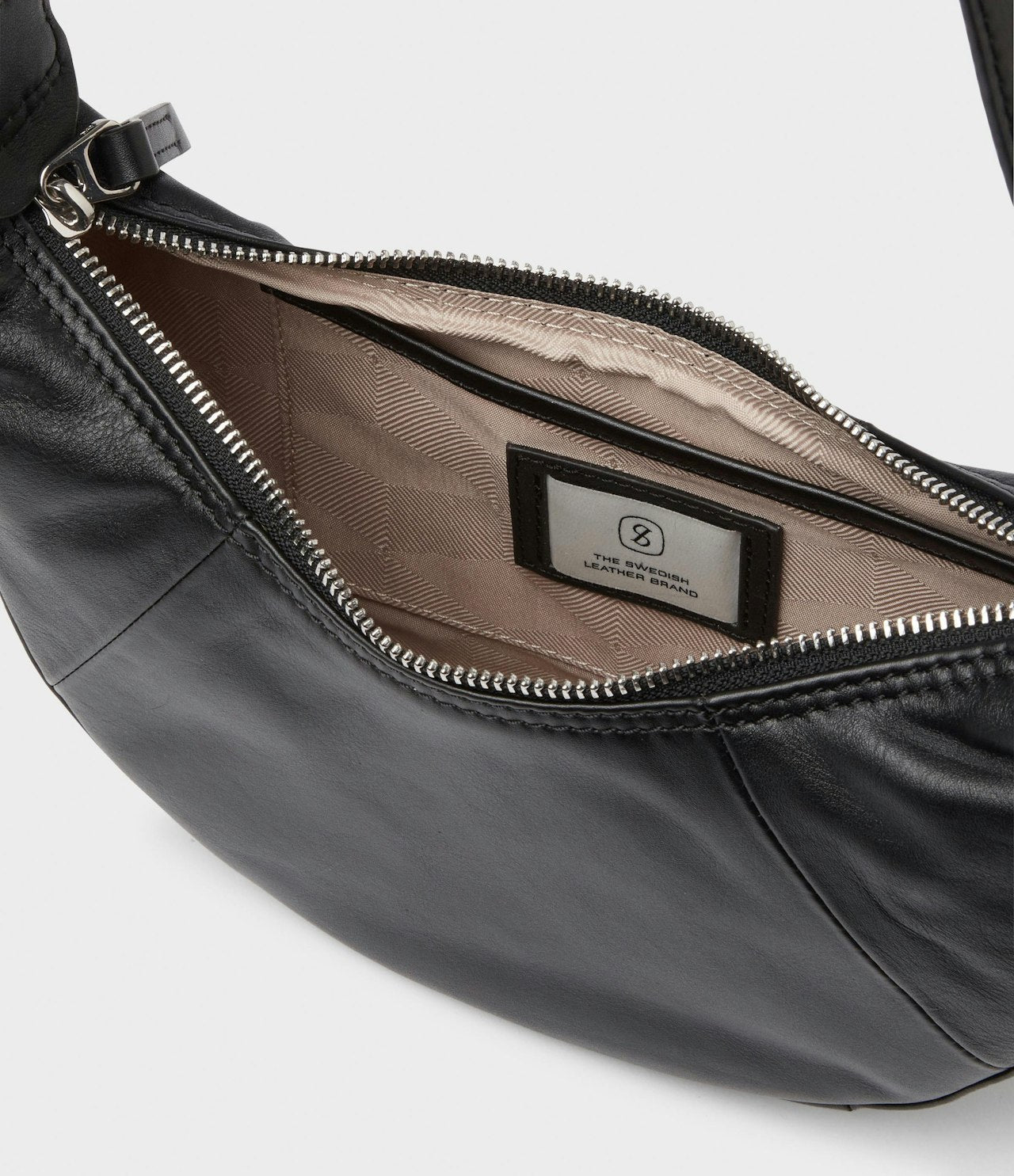 Saddler Penny Axelremsväska - Svart - Travels And Bags