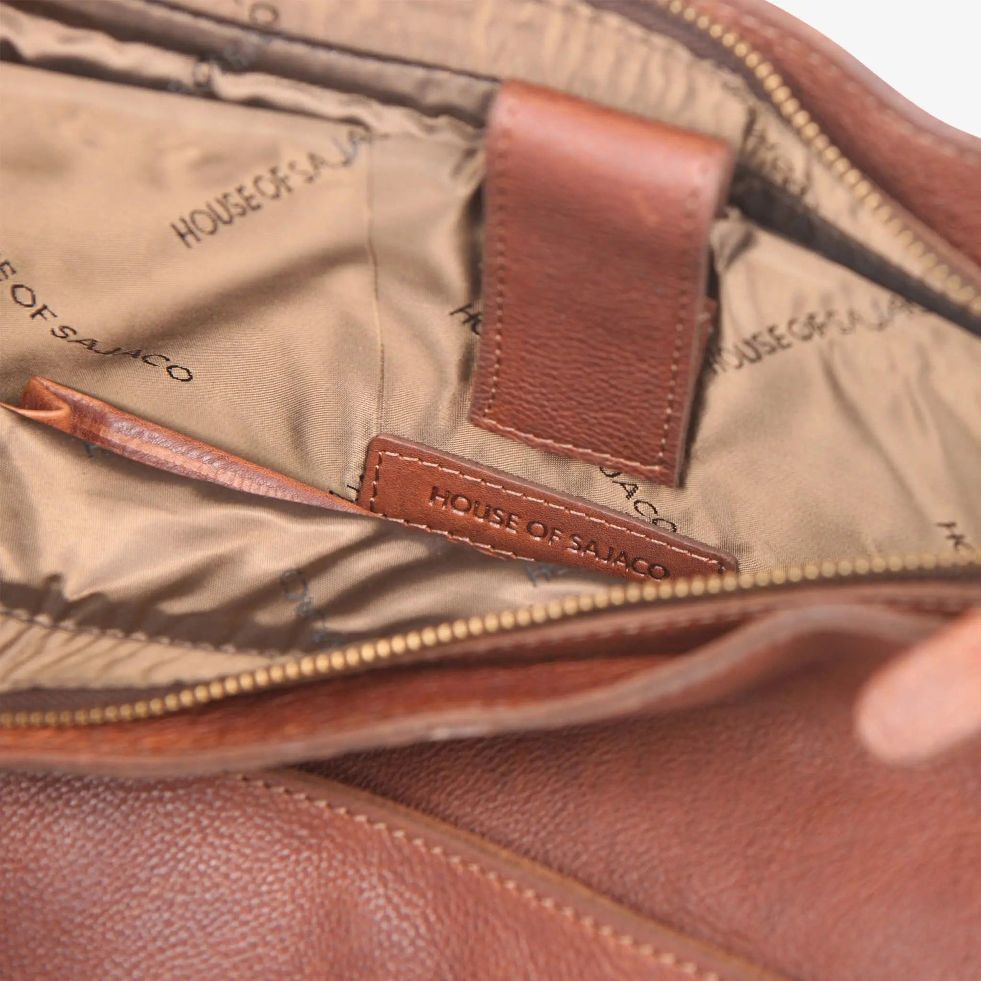 House of Sajaco 16" Datorväska - Travels And Bags